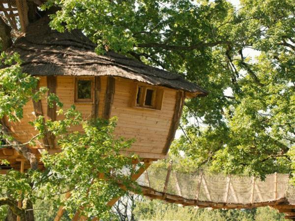 Cabane Perchee Dans Les Arbres Saint-Hilaire-en-Morvan 외부 사진