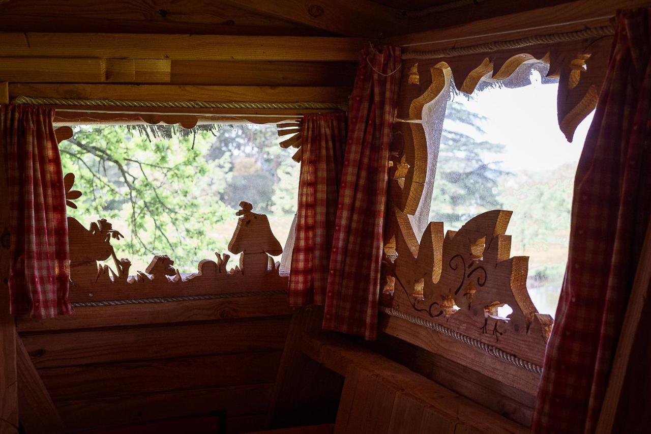 Cabane Perchee Dans Les Arbres Saint-Hilaire-en-Morvan 외부 사진